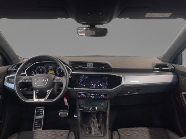 Audi Q3 S line 45 TFSIe LED Navi Teilleder virtual DAB