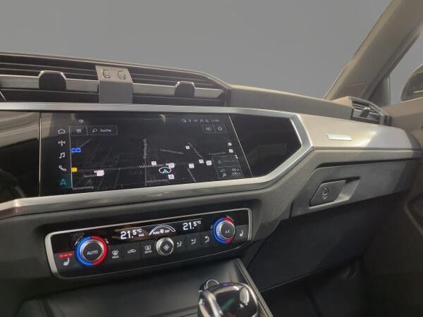 Audi Q3 S line 45 TFSIe LED Navi Teilleder virtual DAB