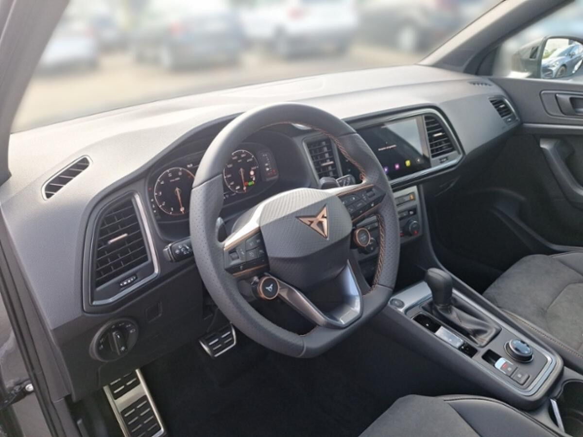 Cupra Ateca VZ 2.0TSI 221kW (300 PS) *DSG*4Drive*AHK*PANO*360°*Travel-Ass.*Privatkunden*