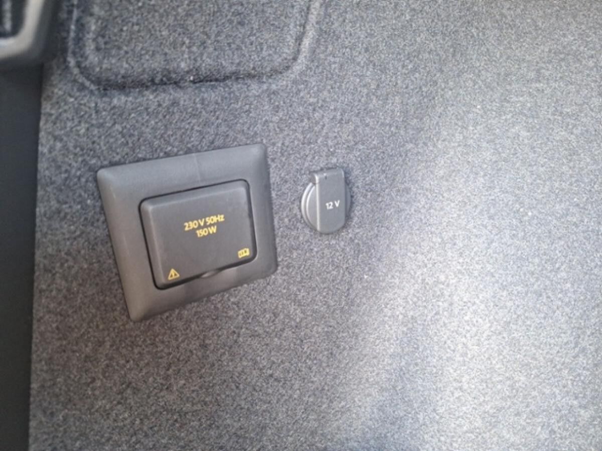 Cupra Ateca VZ 2.0TSI 221kW (300 PS) *DSG*4Drive*AHK*PANO*360°*Travel-Ass.*Privatkunden*