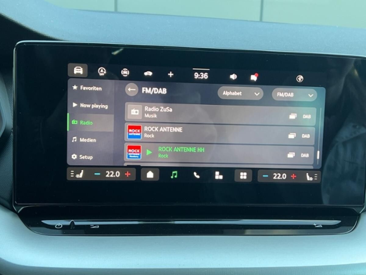 Skoda Octavia Combi Essence 2.0 TDI *AHK, LED, SmartLink*