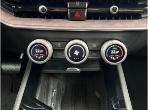 Skoda Superb Combi L&K 2.0 TDI DSG 4x4 *AHK, Matrix-LED*