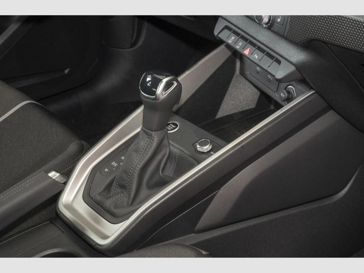 Audi A1 Sportback advanced 25 TFSI PS UPE 32.310,- incl. Überfüh