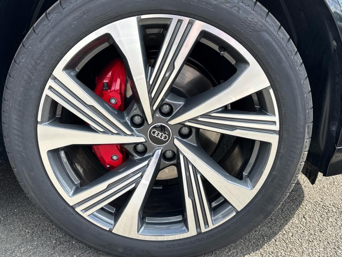 Audi Q6 e-tron quattro Matrix B&O S line Digi-Cockpit