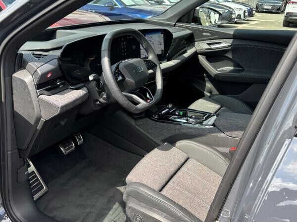 Audi Q6 e-tron performance Matrix Pano B&O AHK
