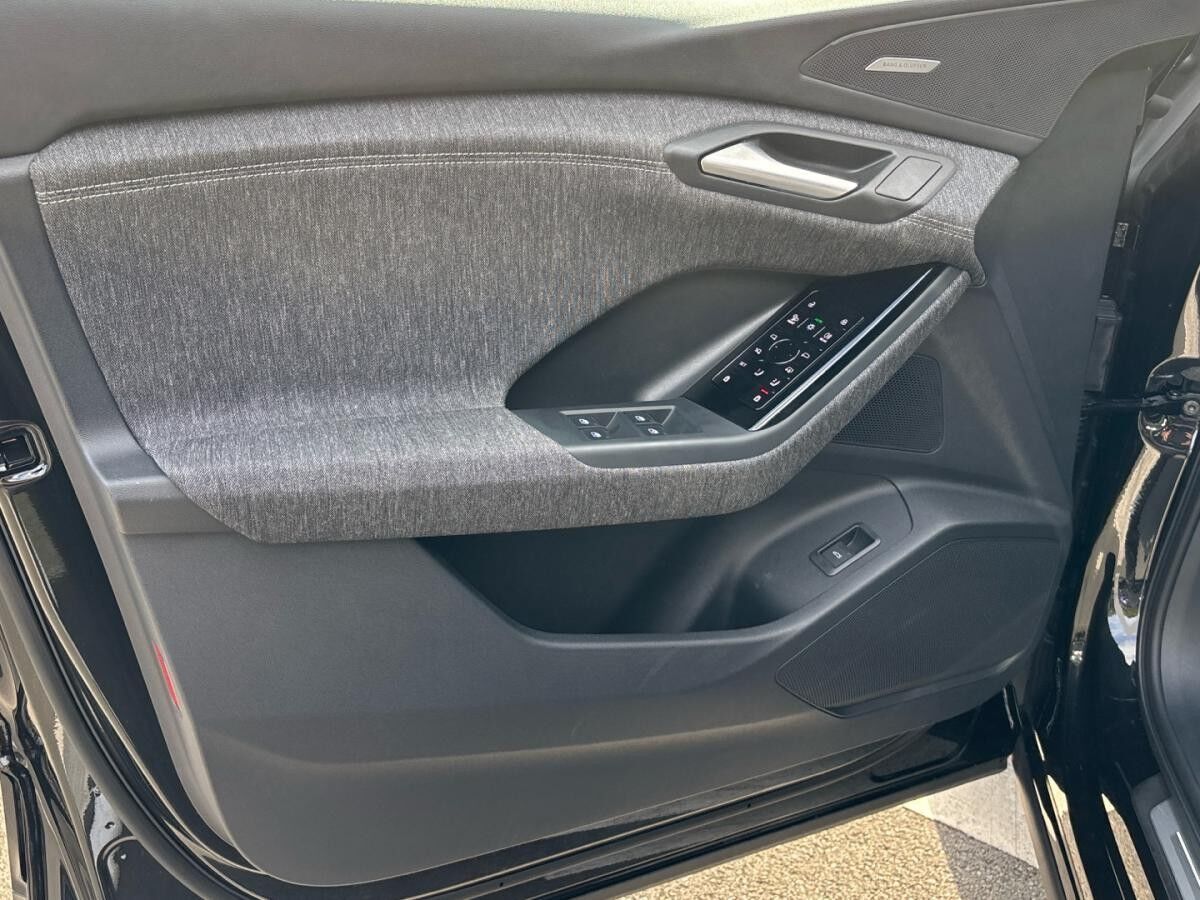 Audi Q6 e-tron quattro Matrix B&O S line Digi-Cockpit