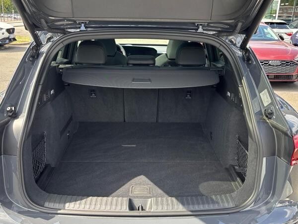 Audi Q6 e-tron performance Matrix Pano B&O AHK