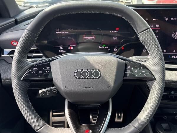 Audi Q6 e-tron performance Matrix Pano B&O AHK