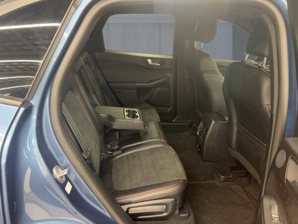 Ford Kuga ST-LINE X EcoBoost