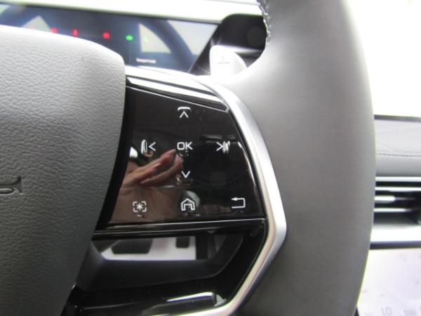 GWM WEY 03 Wey 03 Luxury 4WD 2.0 PHEV PANORAMA SITZKOMFORT-PAKET WINTERPAKET