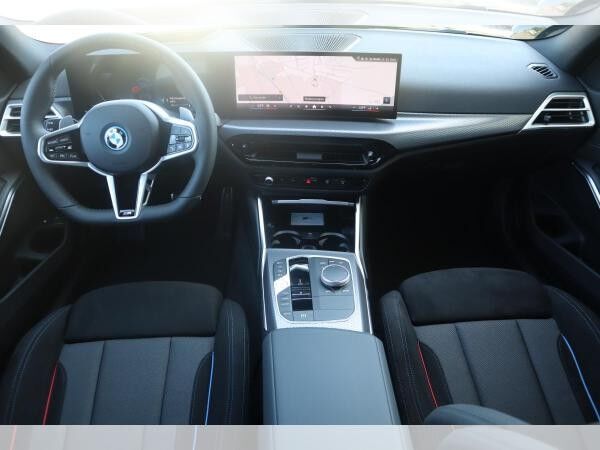 BMW 330 e Touring/M-Sport/360°/ACC/DrivingAss./Head-Up/Adapt.LED/Komfortzugang