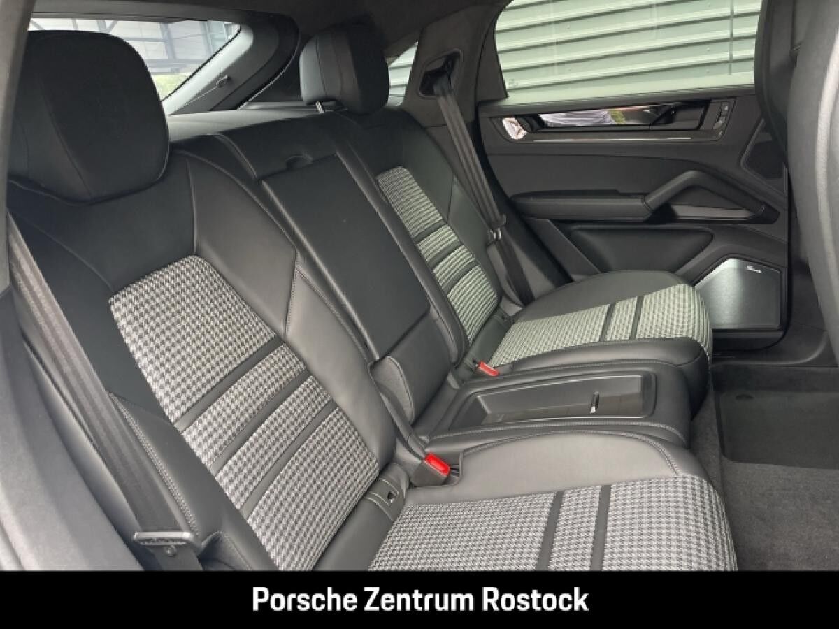 Porsche Cayenne GTS Coupe