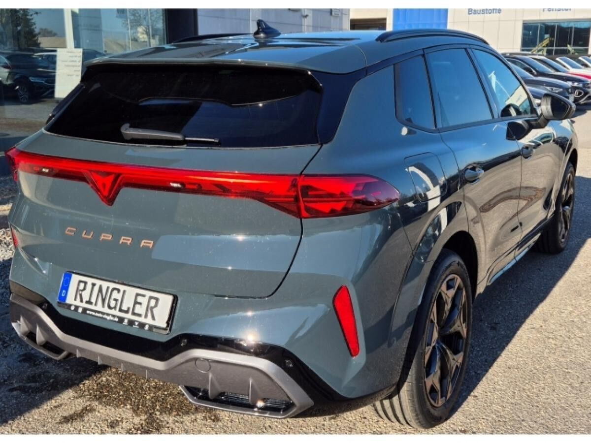 Cupra Terramar e-Hybrid EU6e CUPRA VZ 1.5 e-HYBRID 200 kW (272 PS) 6-Gang-DSG