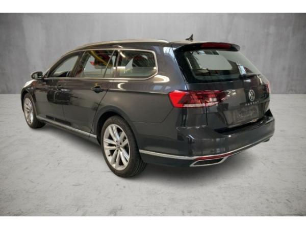 Volkswagen Passat 1.5 TSI Elegance+MATRIX+NAVI+ERGO+PARKLENK