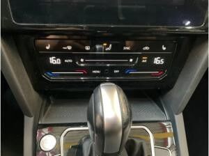 Volkswagen Passat 1.5 TSI Elegance+MATRIX+NAVI+ERGO+PARKLENK