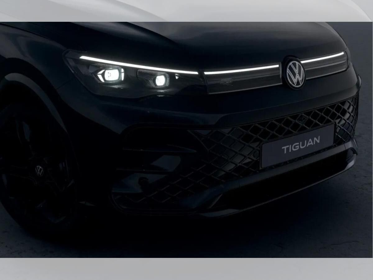 Volkswagen Tiguan R-Line 4MOTION Black Style Leder Pano