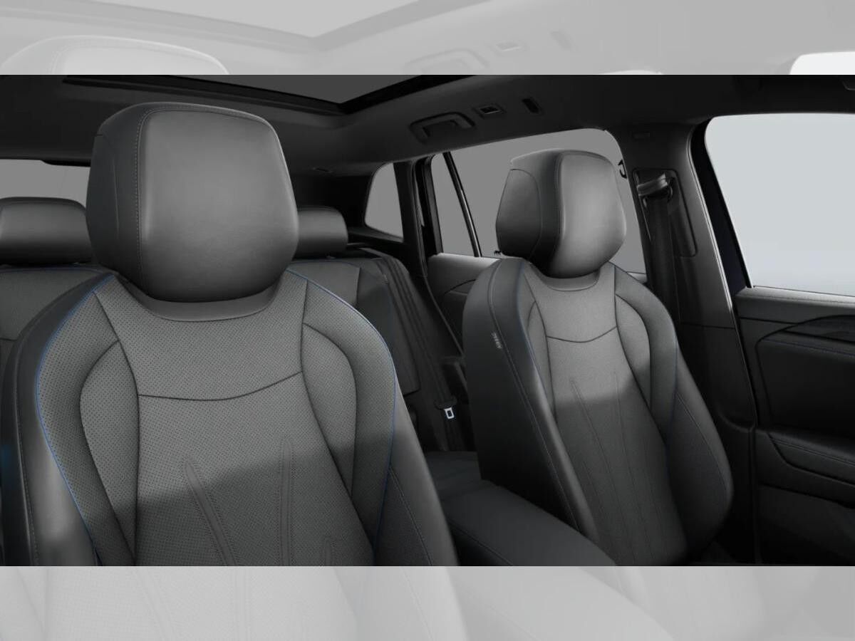 Volkswagen Tiguan R-Line 4MOTION Black Style Leder Pano