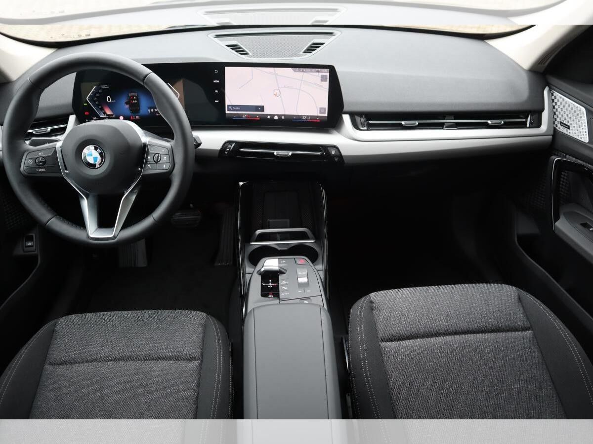 BMW X1 sDrive18i/AHK/RKF/DrivingAss./HK/Sitzverst.elektr.Memory
