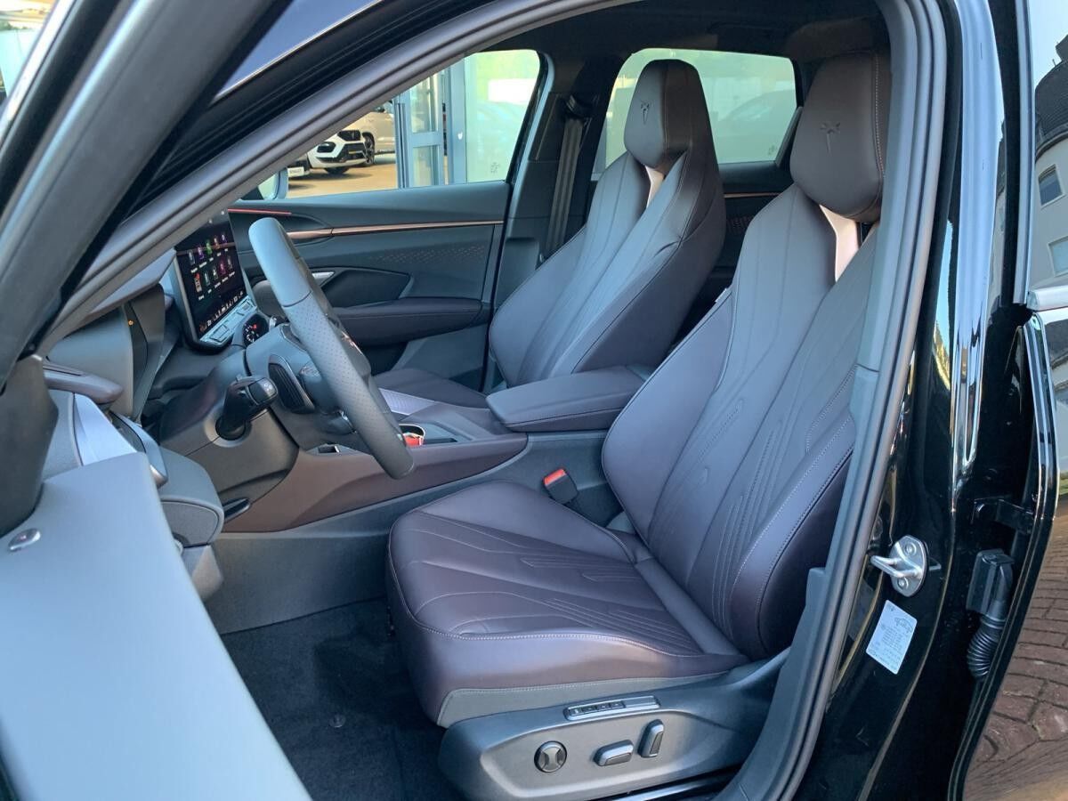 Cupra Terramar VZ 1.5 e-HYBRID 200 kW (272 PS) 6-Gang-DSG;SSV!!!Matrix;Sennheiser;Pano uvm.