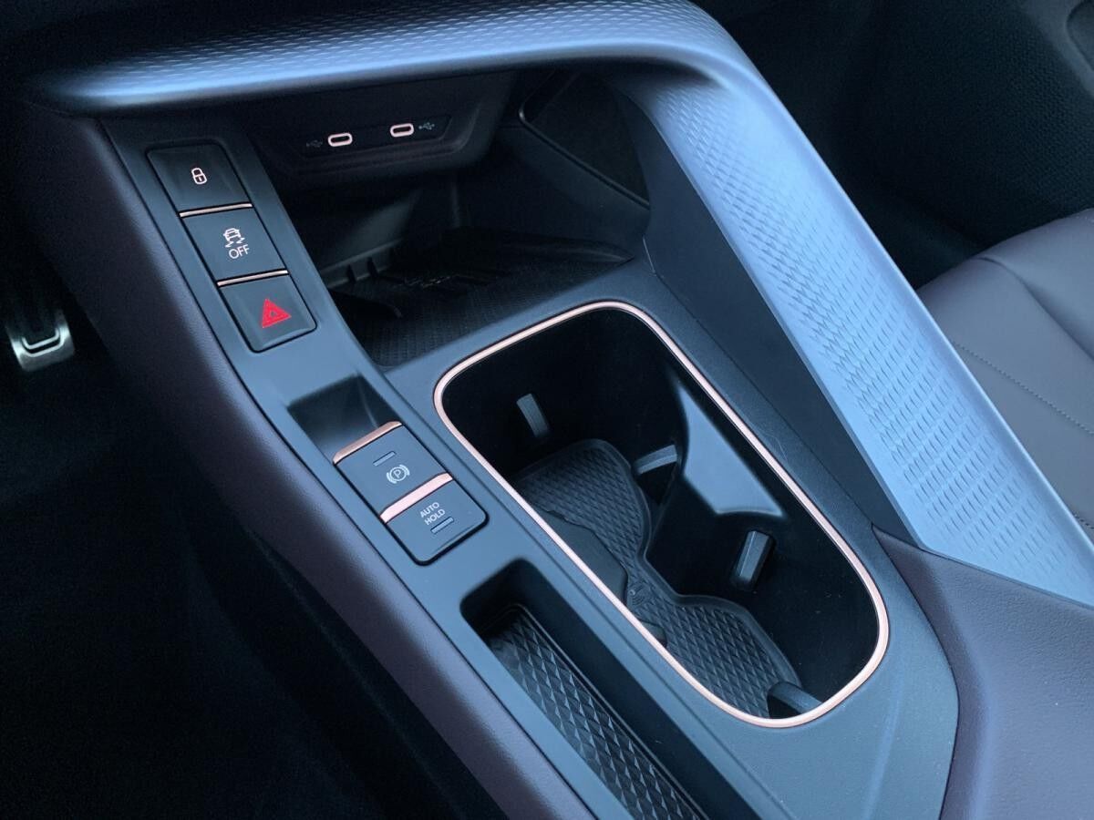 Cupra Terramar VZ 1.5 e-HYBRID 200 kW (272 PS) 6-Gang-DSG;SSV!!!Matrix;Sennheiser;Pano uvm.