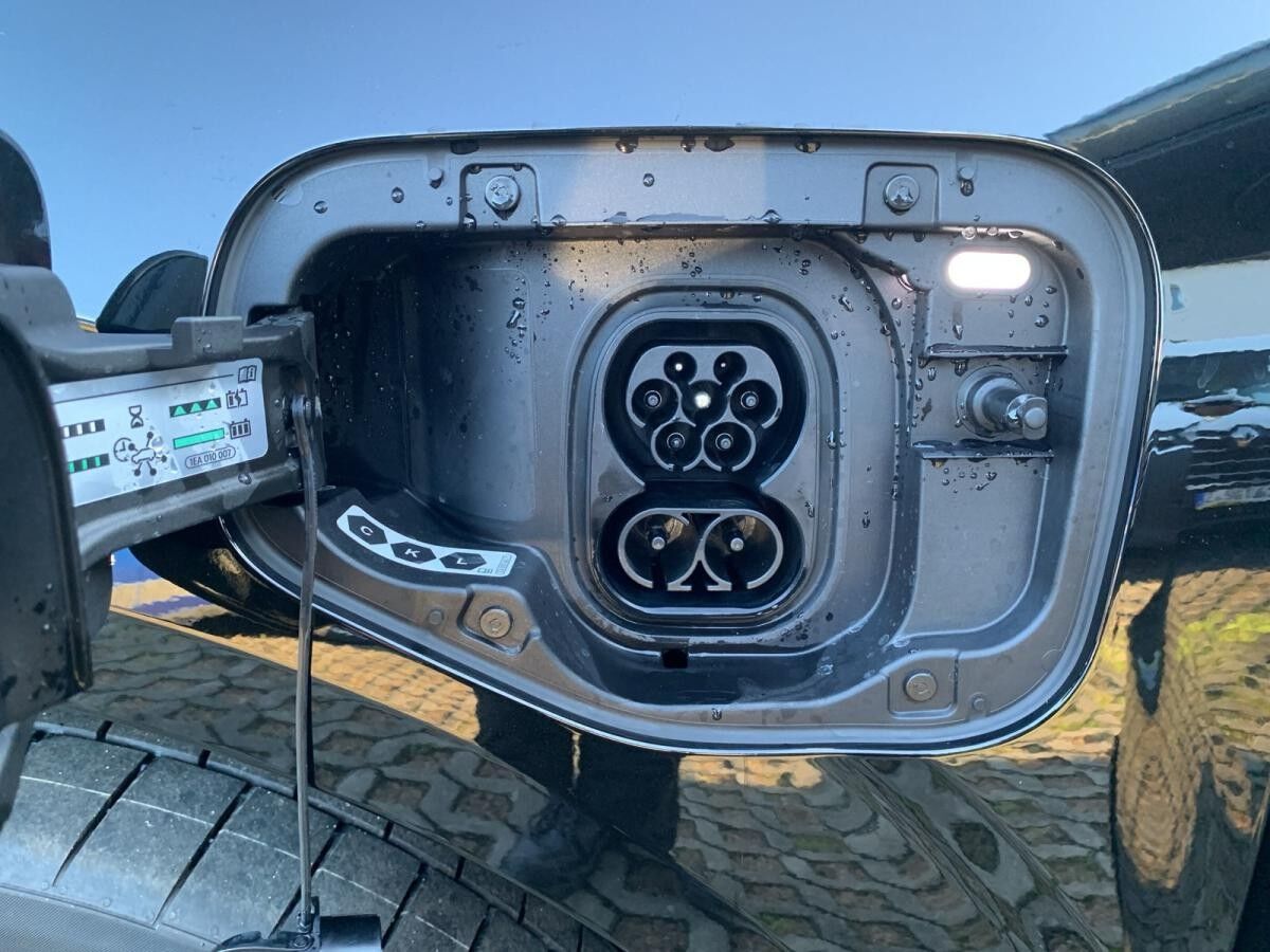Cupra Terramar VZ 1.5 e-HYBRID 200 kW (272 PS) 6-Gang-DSG;SSV!!!Matrix;Sennheiser;Pano uvm.