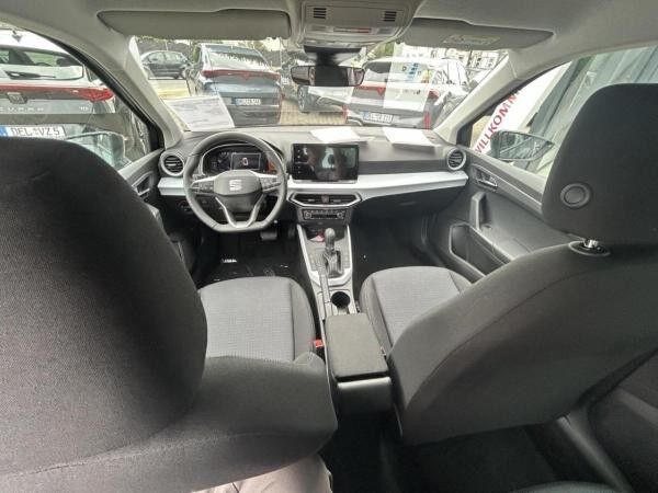 Seat Arona Road Edition 1.0 TSI /Ganzjahresreifen