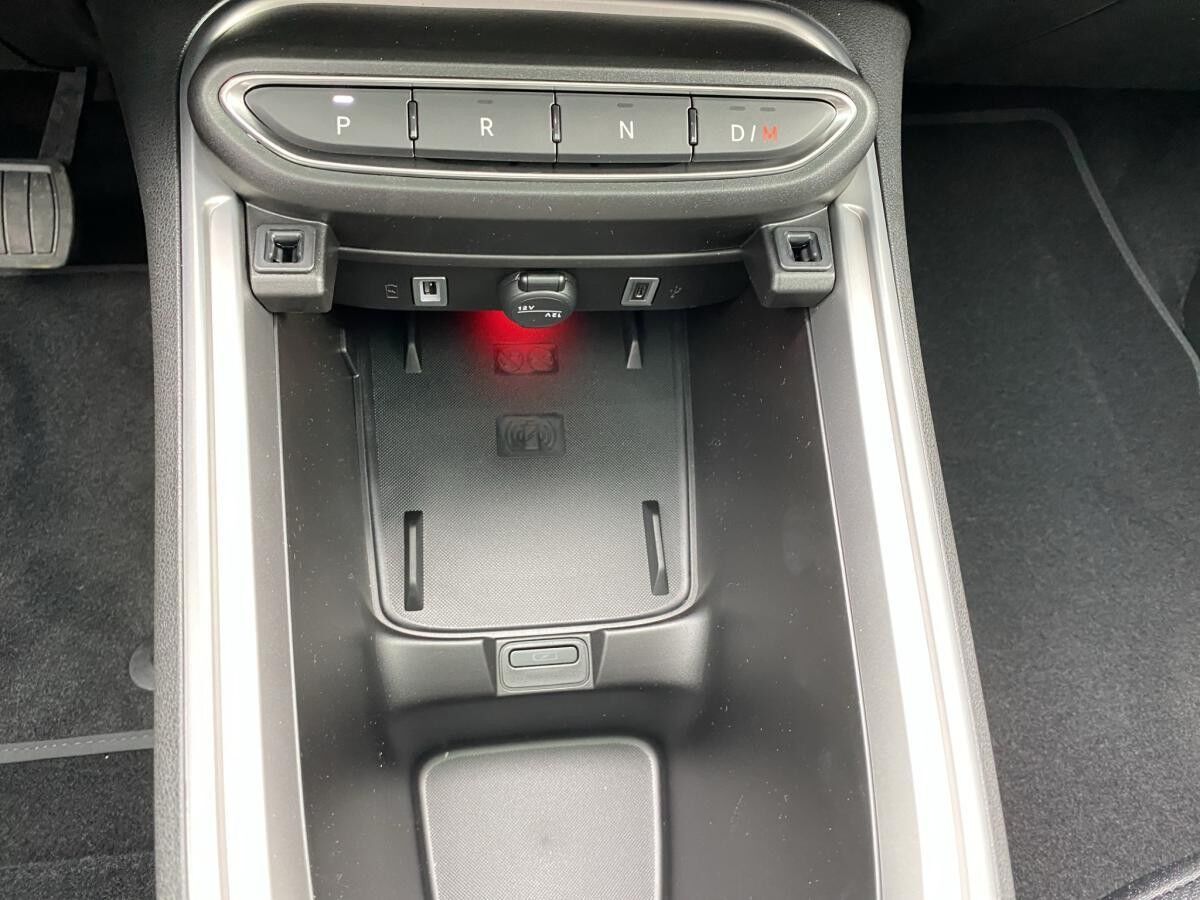 Jeep Avenger Summit MHEV Aut. Navi SHZ5