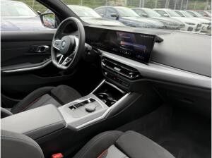 BMW 330 e xDrive Touring M Sport PRO //AHK FACELIFT BMW 330 e xDrive Touring M Sport PRO //AHK FACELIFT