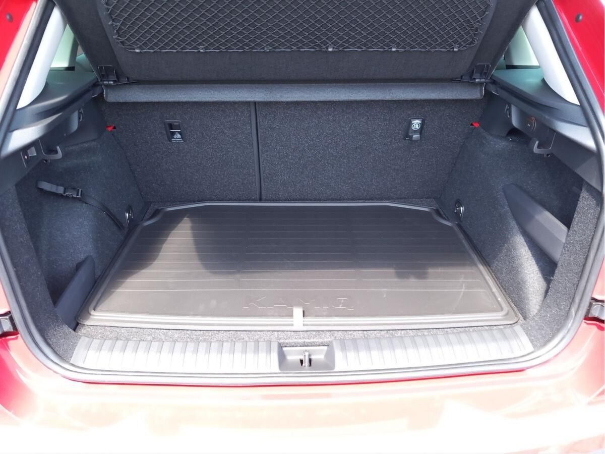 Skoda Kamiq 1.0 TSI Tour *AHK*MATRIX*SHZ*