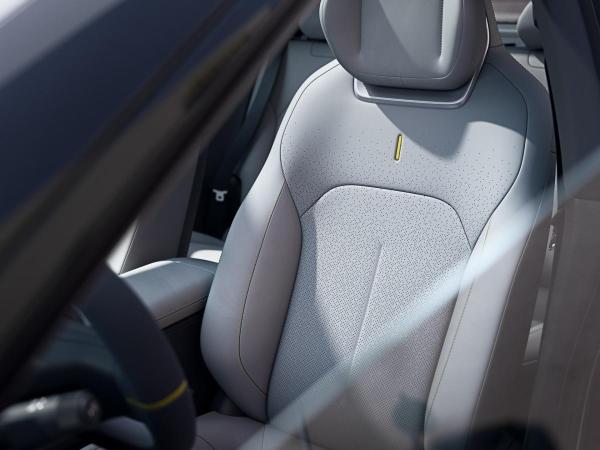 LYNK & Co 02 MORE / ALLE FARBEN! / AKTION!