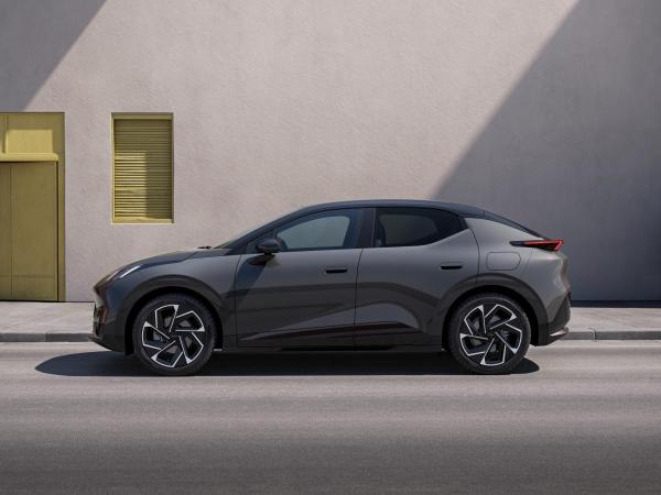 LYNK & Co 02 MORE / ALLE FARBEN! / AKTION!