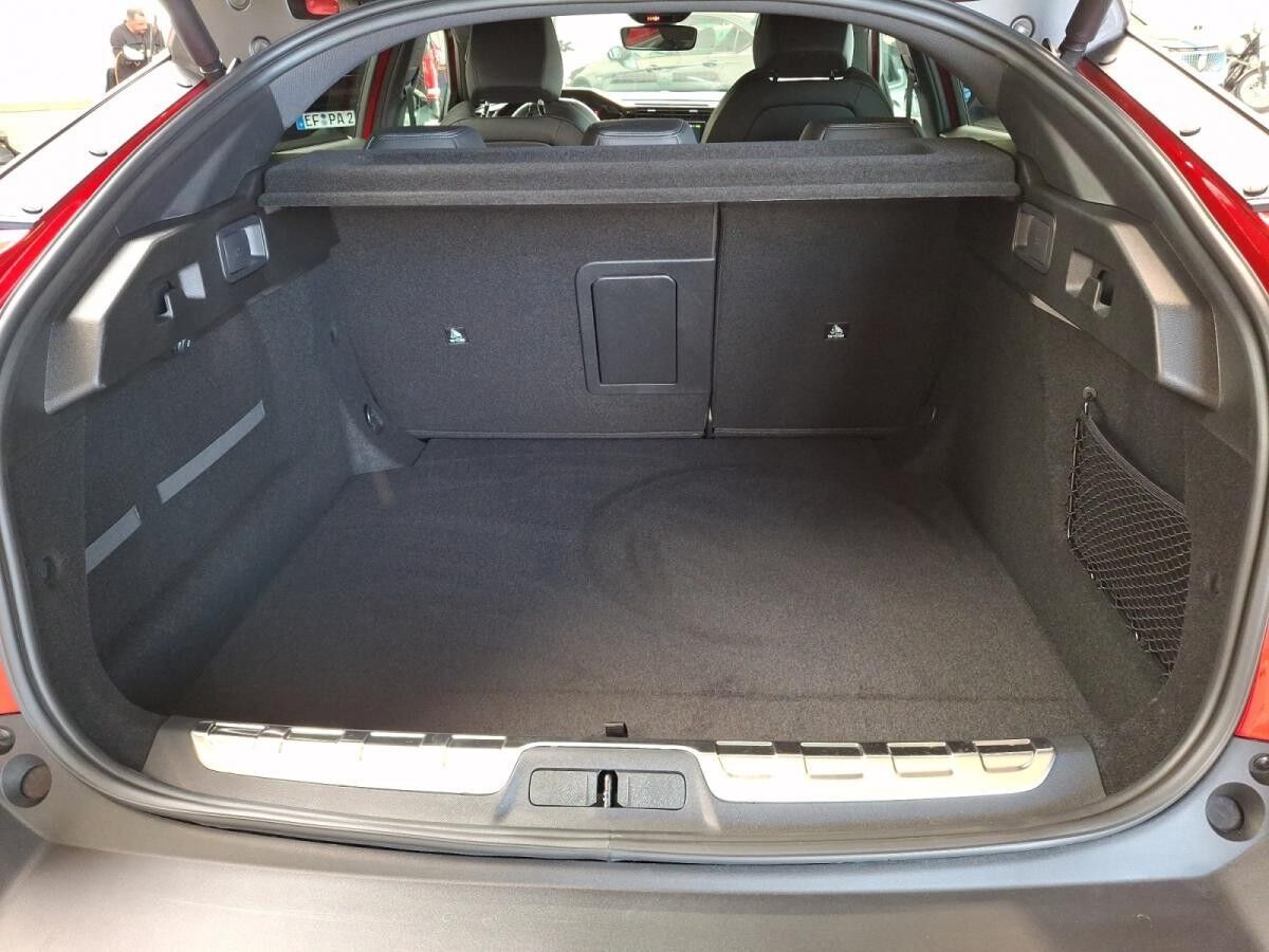 Peugeot 408 GT Hybrid 145 eDSC +Navi+Kamera+Premium+ Peugeot 408 GT Hybrid 145 eDSC +Navi+Kamera+Premium+