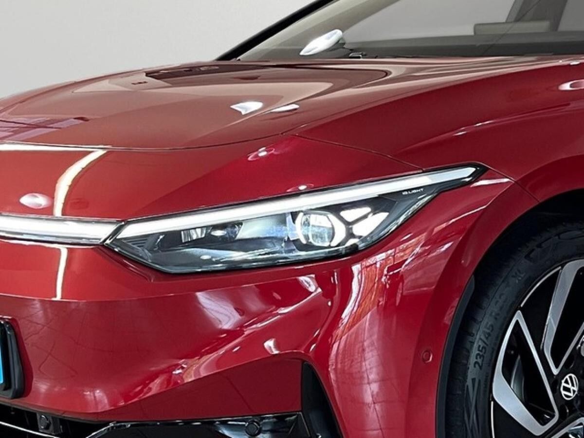 Volkswagen ID.7 Tourer Pro S 210kW - Navi Head-UP SHZ AHK APP-Connect Area View DAB+ ACC Wärmepumpe LM