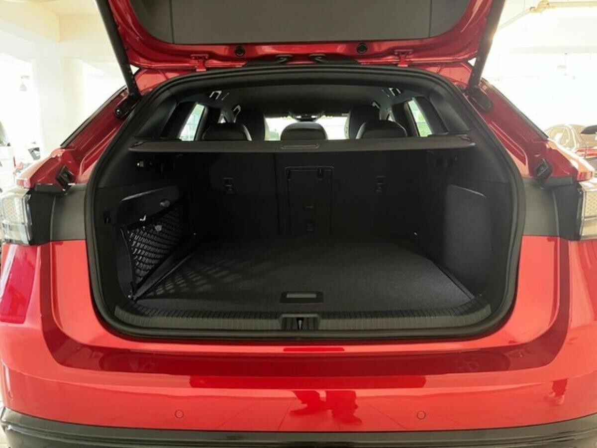 Volkswagen ID.7 Tourer Pro S 210kW - Navi Head-UP SHZ AHK APP-Connect Area View DAB+ ACC Wärmepumpe LM