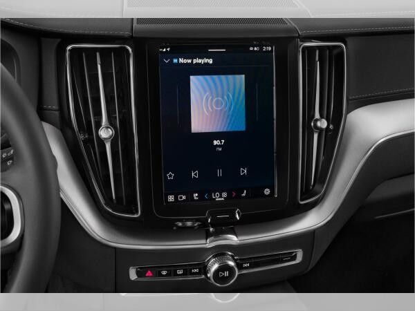 Volvo XC60 B5 AWD Plus Dark
