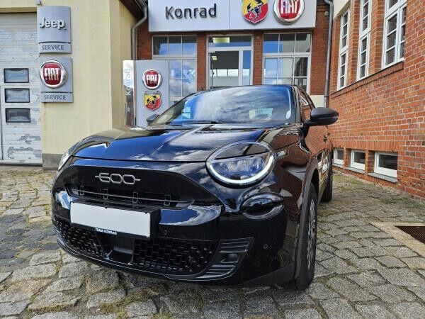 Fiat 600 1.2 Hybrid 100 PS DCT Sonderedition - sofort verfügbar