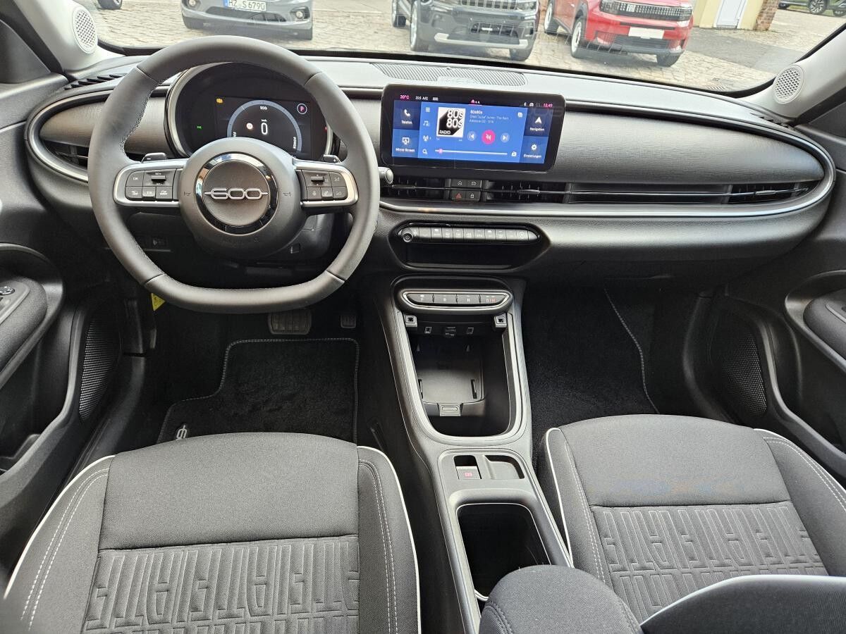 Fiat 600 1.2 Hybrid 100 PS DCT Sonderedition - sofort verfügbar