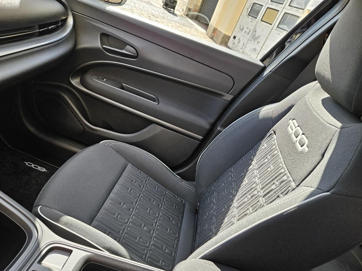 Fiat 600 1.2 Hybrid 100 PS DCT Sonderedition - sofort verfügbar