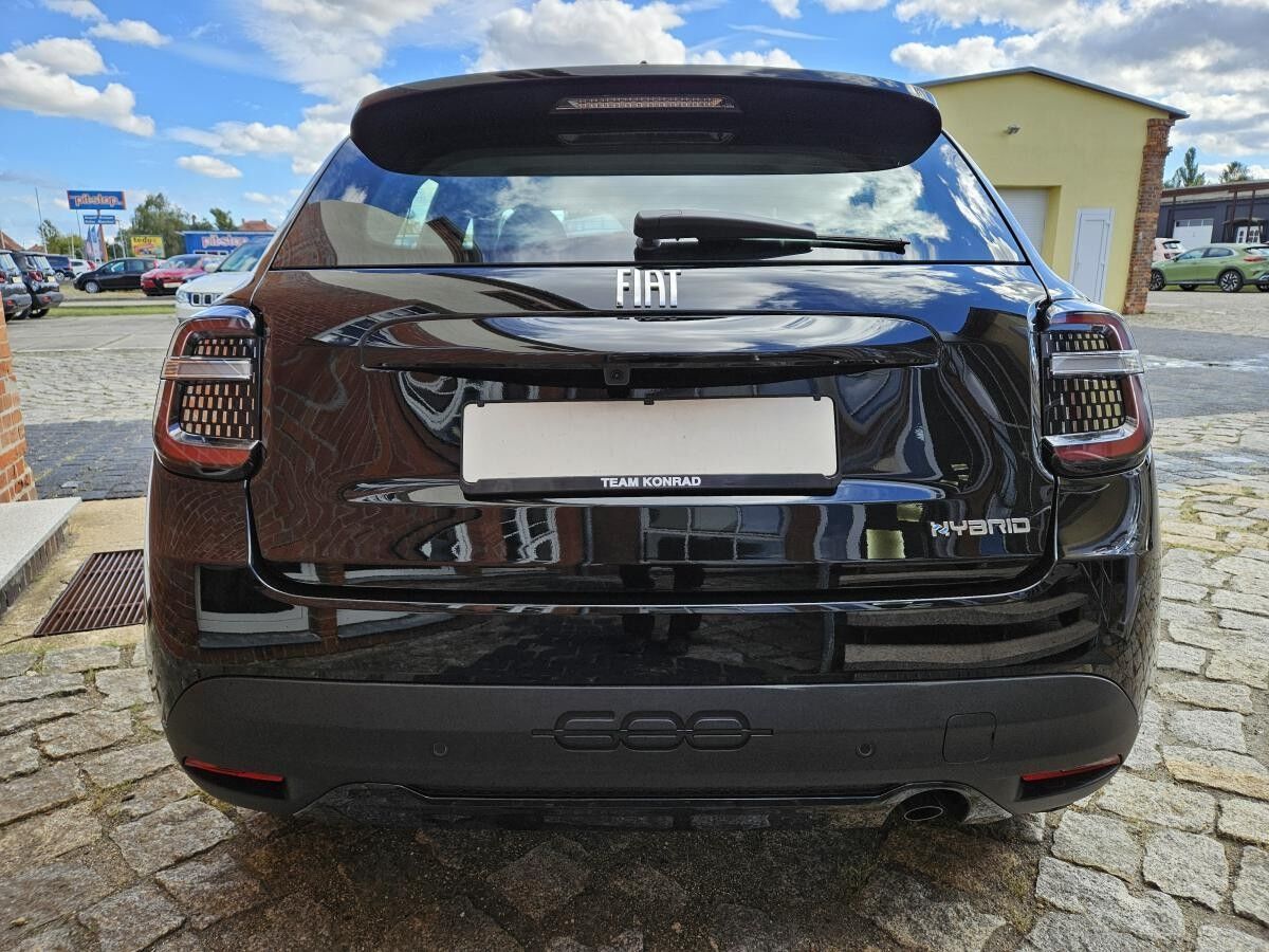 Fiat 600 1.2 Hybrid 136 PS DCT Sonderedition - sofort verfügbar