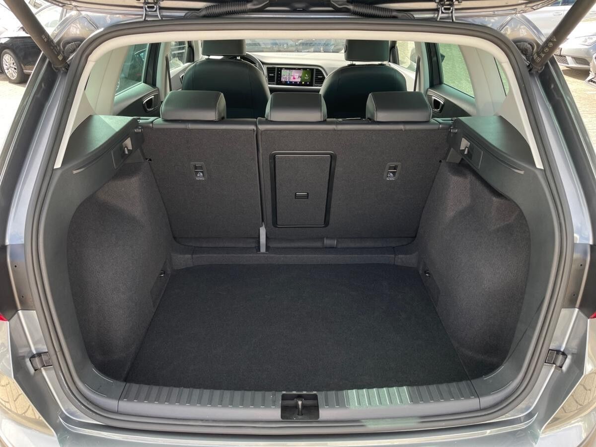 Seat Ateca 🔥KEINE NEBENKOSTEN🔥GANZJAHRESREIFEN🔥AHK🔥NAVI🔥KAMERA🔥LED🔥