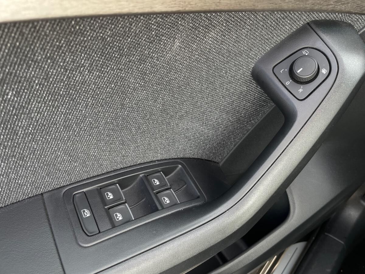 Seat Ateca 🔥KEINE NEBENKOSTEN🔥GANZJAHRESREIFEN🔥AHK🔥NAVI🔥KAMERA🔥LED🔥