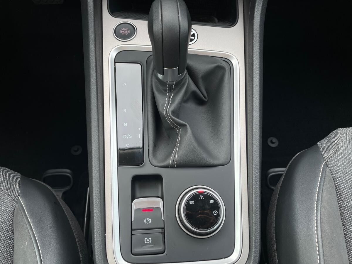 Seat Ateca 🔥KEINE NEBENKOSTEN🔥GANZJAHRESREIFEN🔥AHK🔥NAVI🔥KAMERA🔥LED🔥