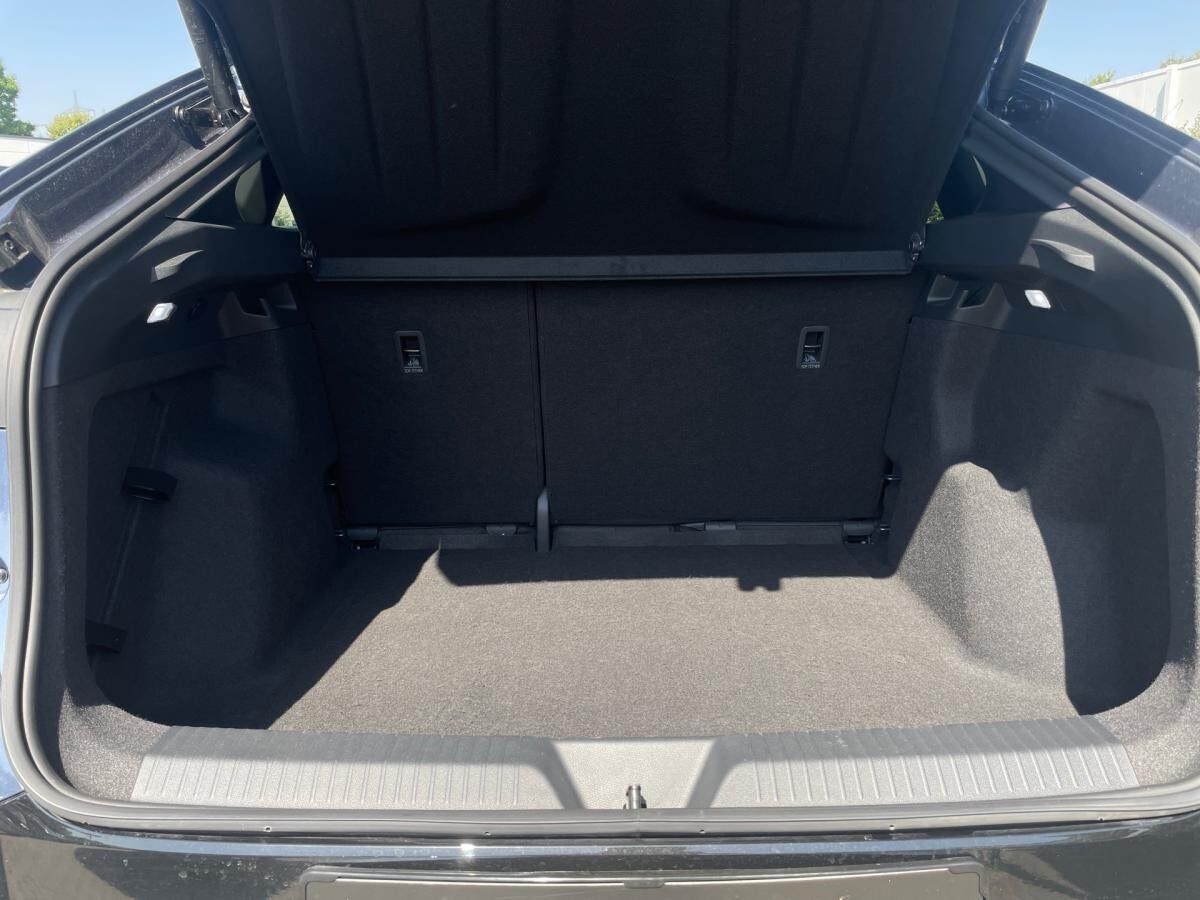 Cupra Tavascan 🔥KEINE NEBENKOSTEN🔥SOFORT VERFÜGBAR🔥GANZJAHRESREIFEN🔥MATRIX🔥NAVI🔥