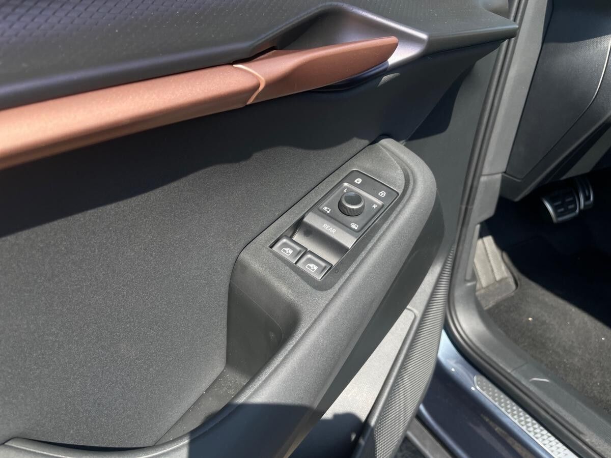 Cupra Tavascan 🔥KEINE NEBENKOSTEN🔥SOFORT VERFÜGBAR🔥GANZJAHRESREIFEN🔥MATRIX🔥NAVI🔥