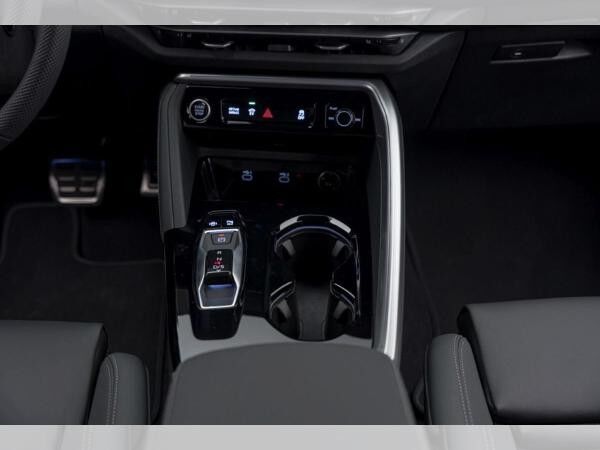 Audi Q5 SUV e-hybrid *S-TRO*QUA*AHK*HUD*MATRIX*