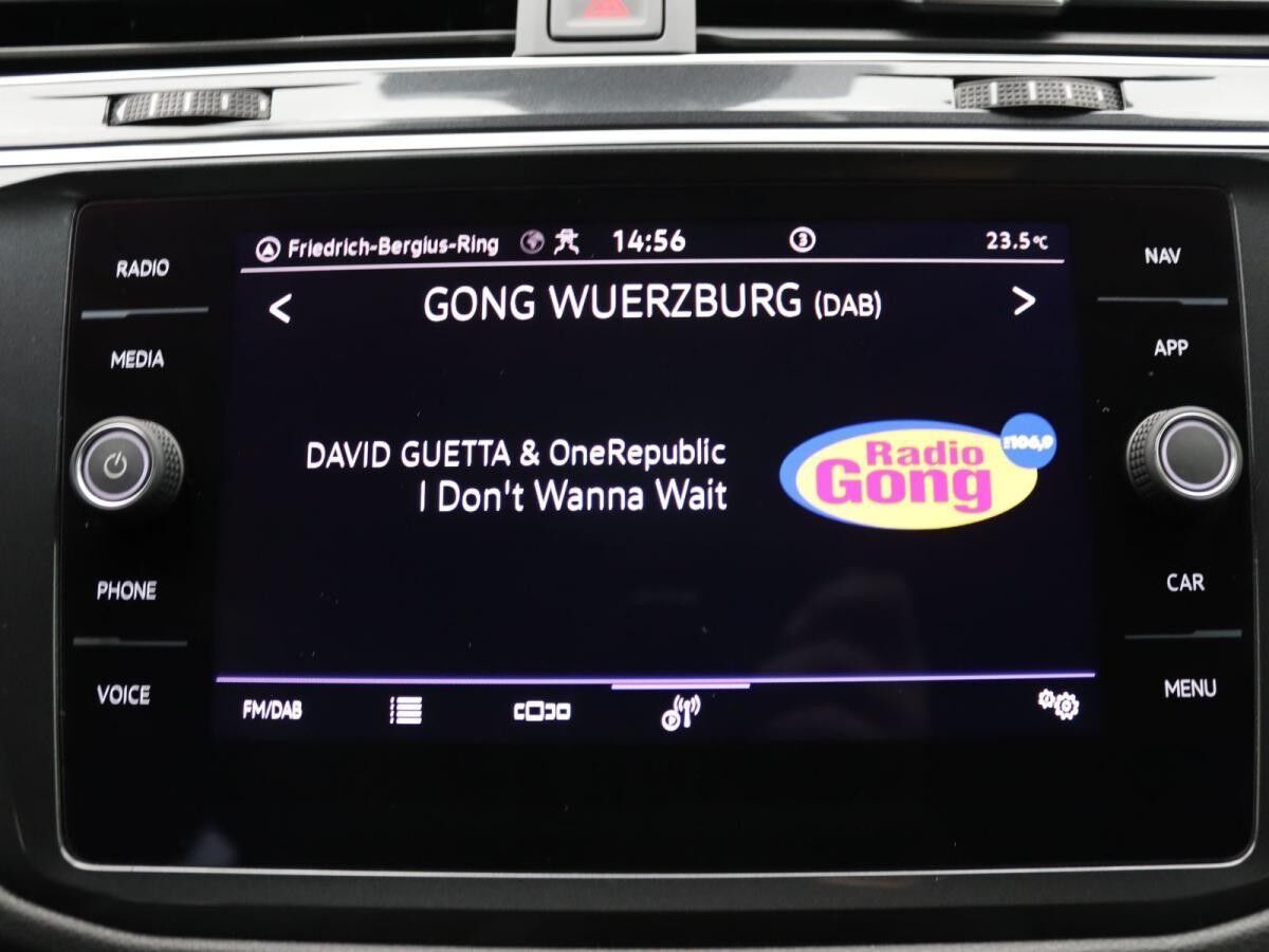 Volkswagen Tiguan R-Line 1.5TSI DSG/ Navi, Matrix, AHK, ACC