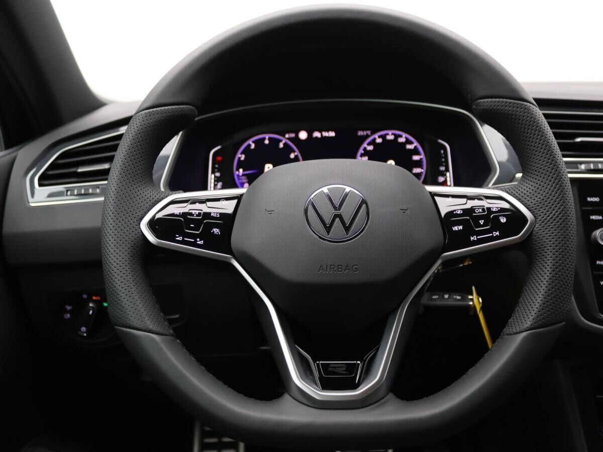Volkswagen Tiguan R-Line 1.5TSI DSG/ Navi, Matrix, AHK, ACC