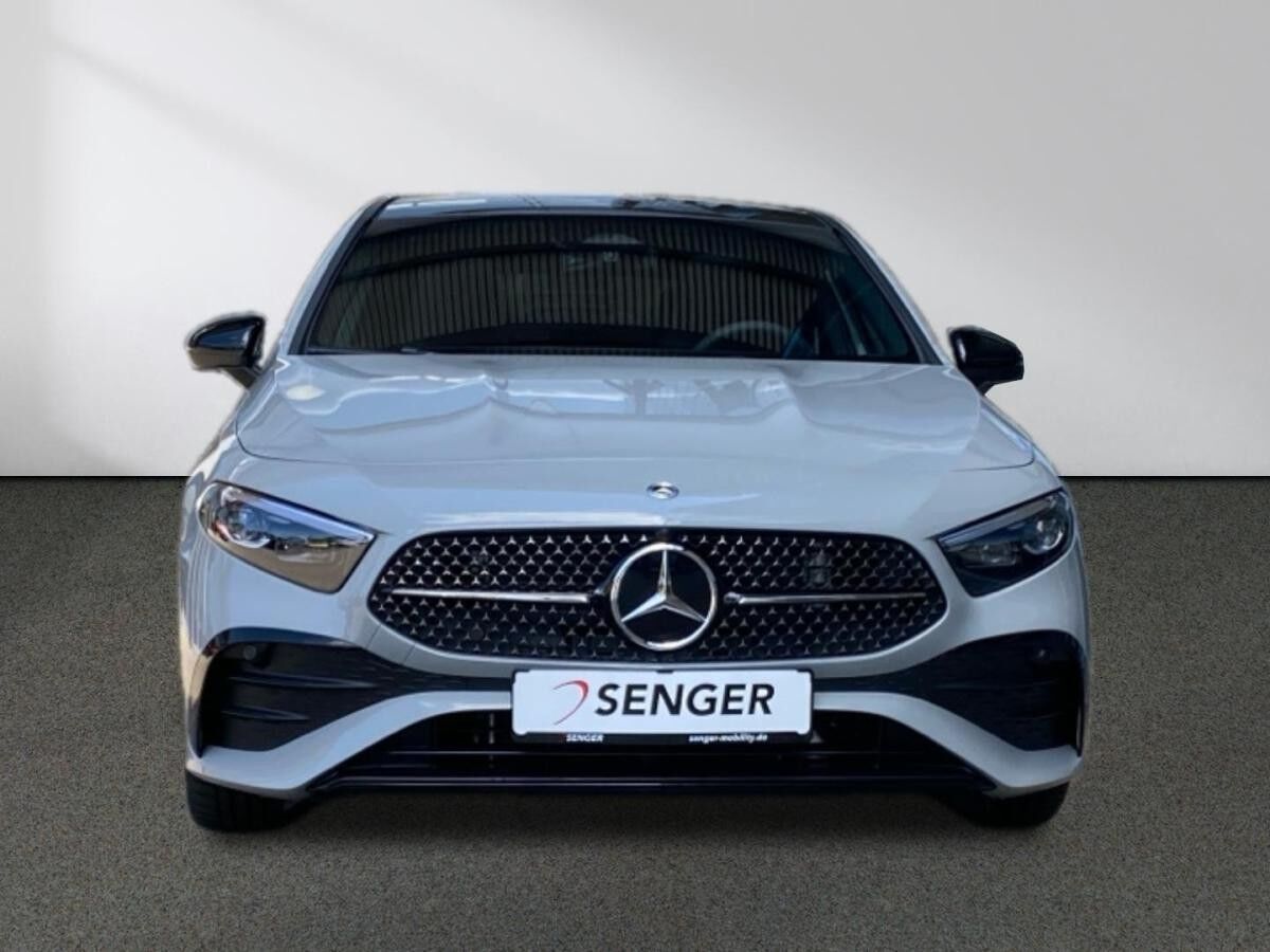 Mercedes-Benz A 200 AMG Night Multibeam-LED Panorama Kamera