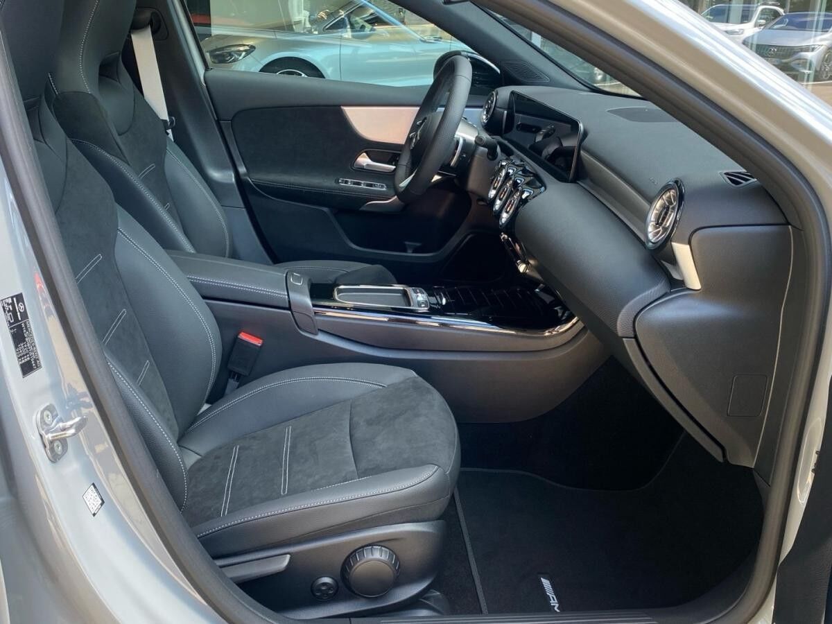 Mercedes-Benz A 200 AMG Night Multibeam-LED Panorama Kamera