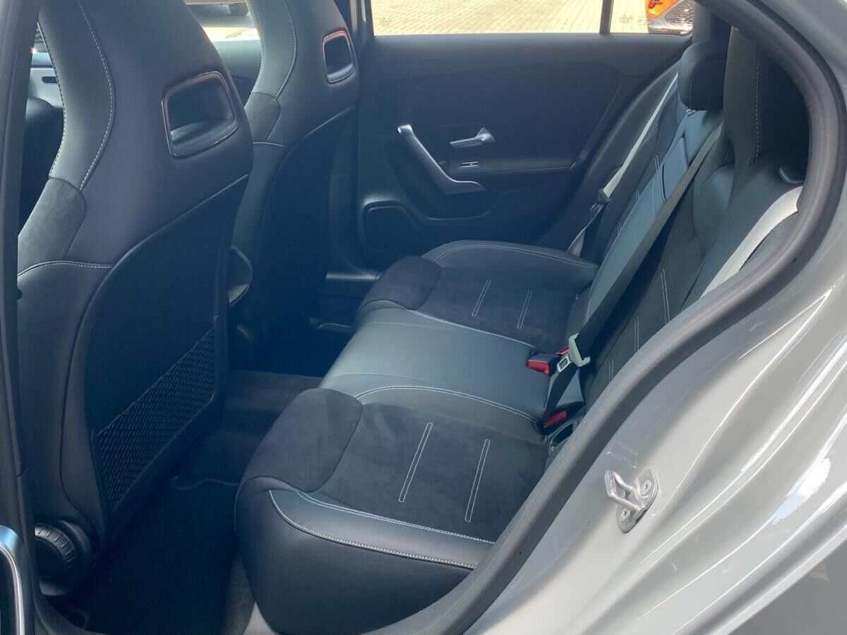 Mercedes-Benz A 200 AMG Night Multibeam-LED Panorama Kamera